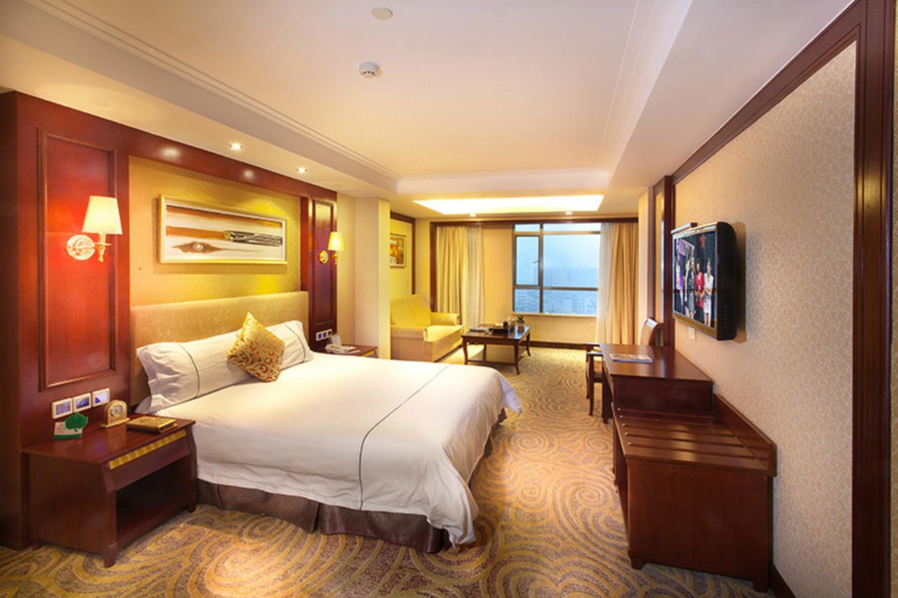 Huizhou Jinhuayue International Hotel Esterno foto