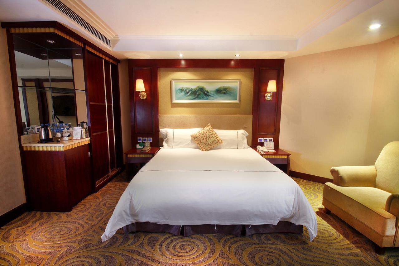 Huizhou Jinhuayue International Hotel Esterno foto