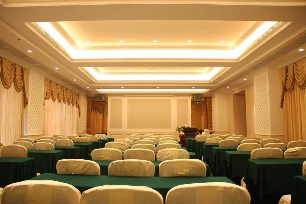 Huizhou Jinhuayue International Hotel Esterno foto